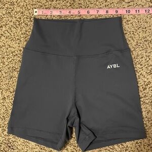 AYBL shorts XS
